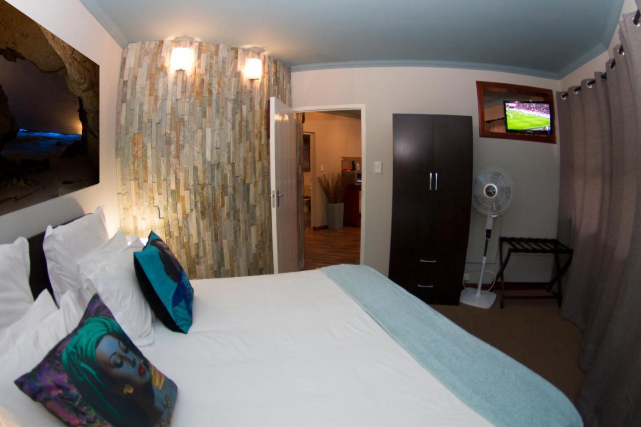 The Roundhouse Guesthouse De Kelders Buitenkant foto