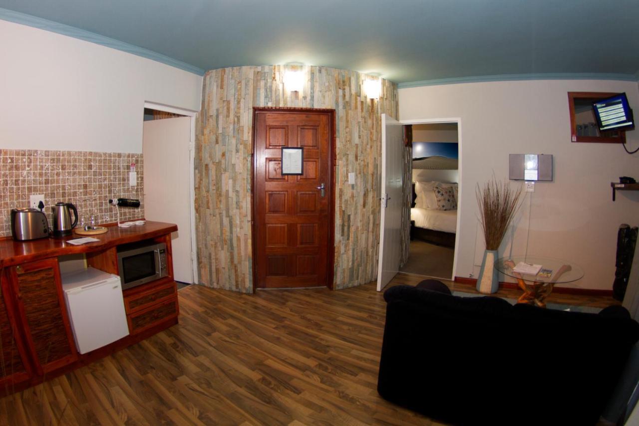 The Roundhouse Guesthouse De Kelders Buitenkant foto
