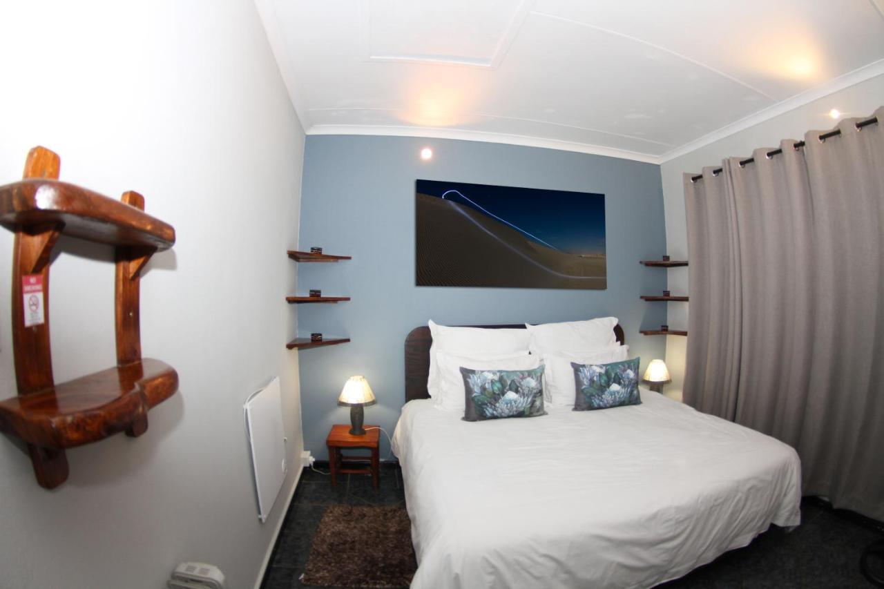 The Roundhouse Guesthouse De Kelders Buitenkant foto