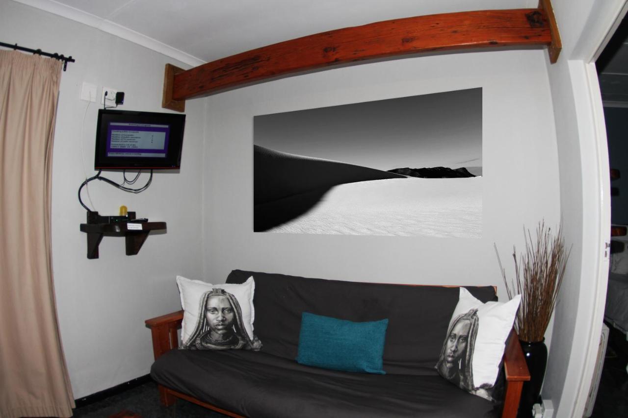 The Roundhouse Guesthouse De Kelders Buitenkant foto